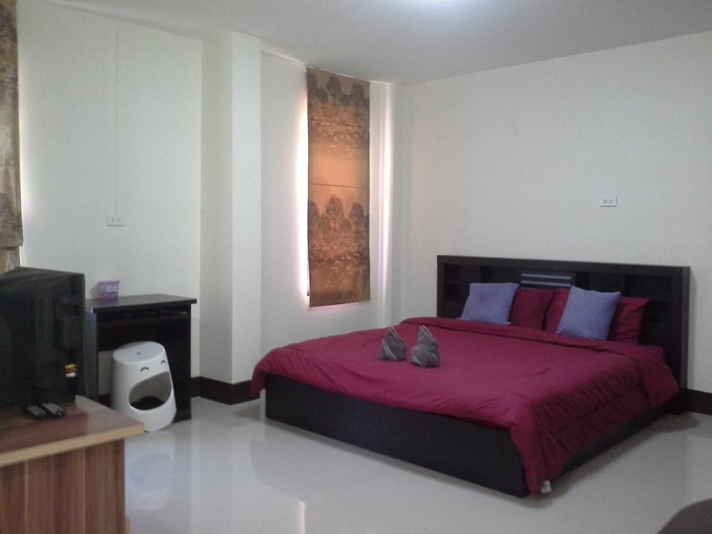 Bansappoori Aparthotel Lamphun Szoba fotó